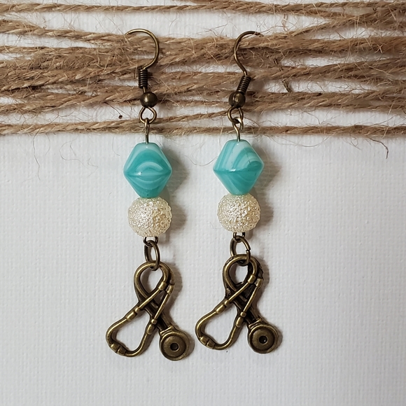 Hand Crafted Jewelry - 🌻Stethoscope earrings
